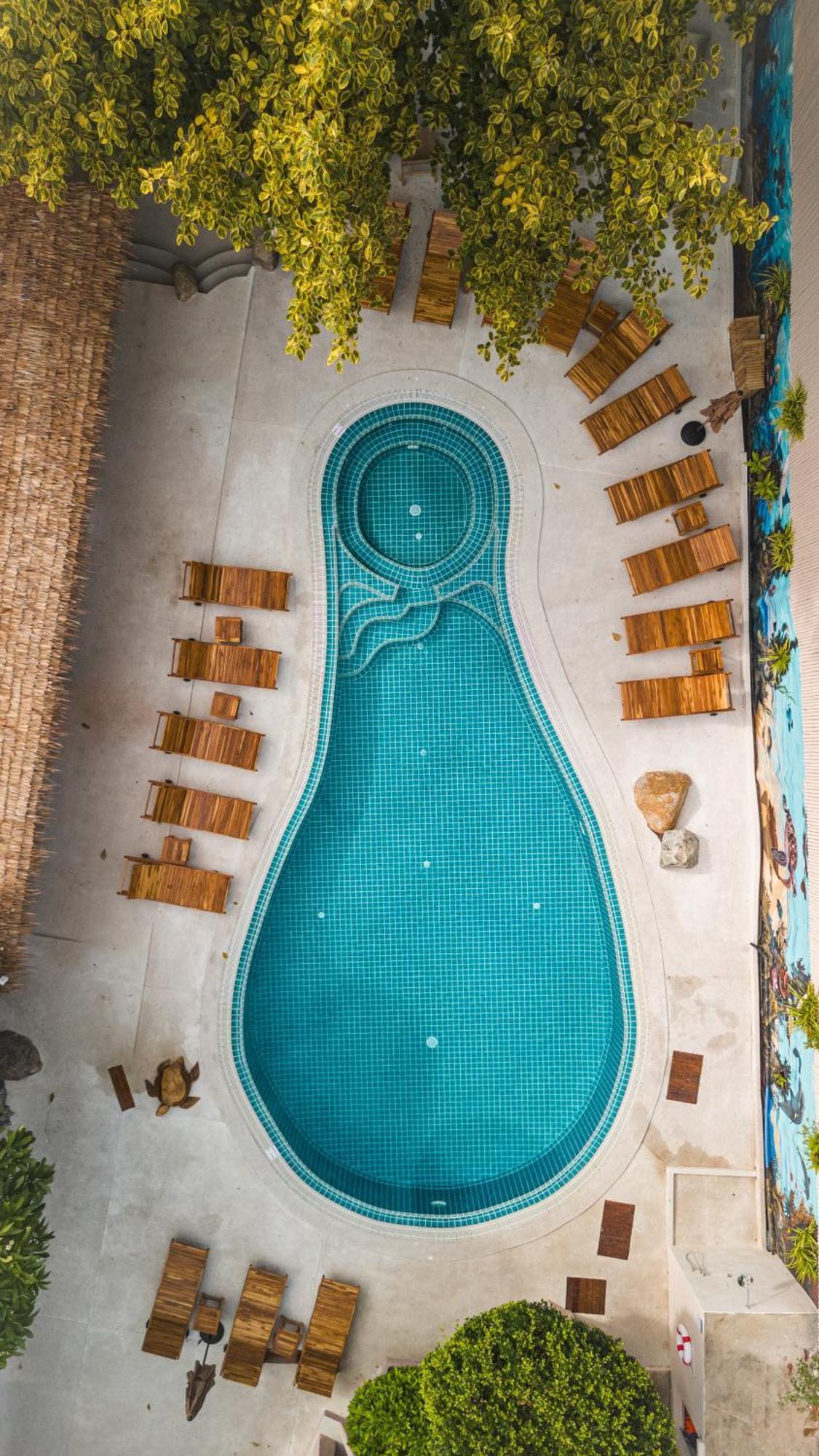 Blue Turtle Hotel Samui Chaweng Beach Buitenkant foto